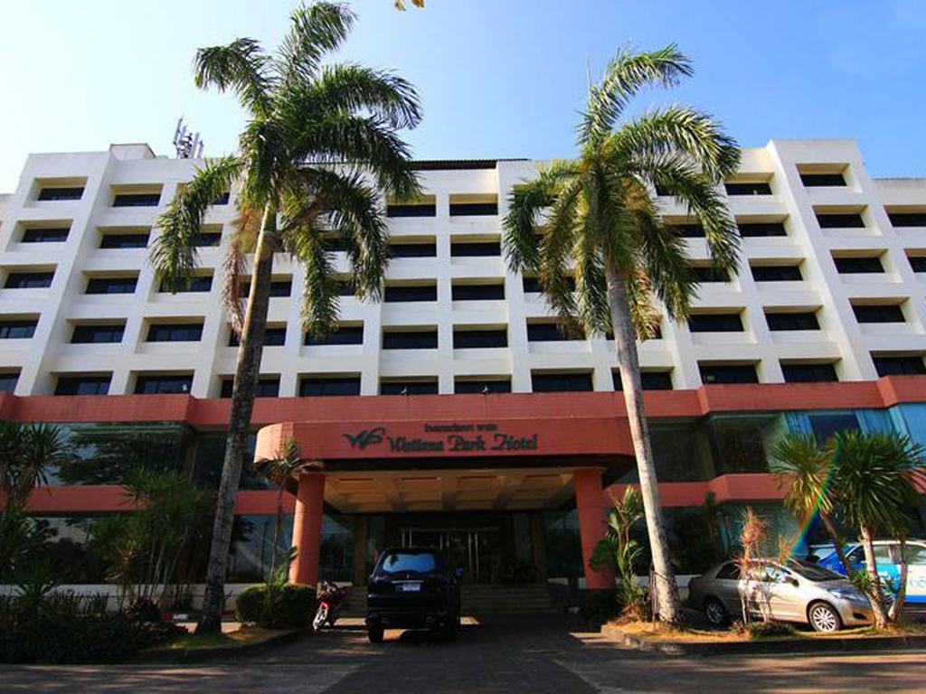 Wattana Park Hotel Trang Exterior photo