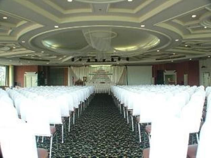 Wattana Park Hotel Trang Exterior photo